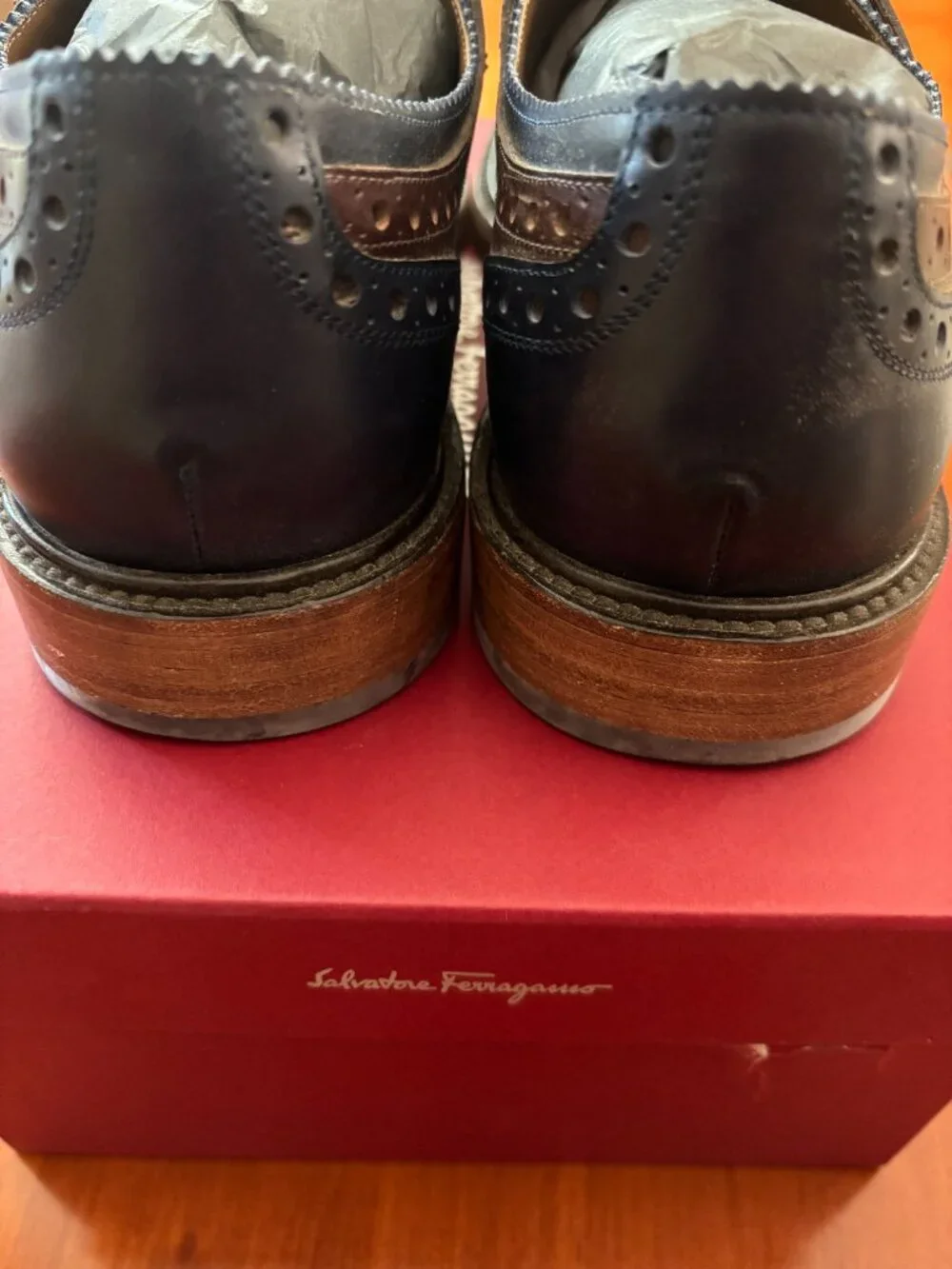 Men's Salvatore Ferragamo Oxford Shoes